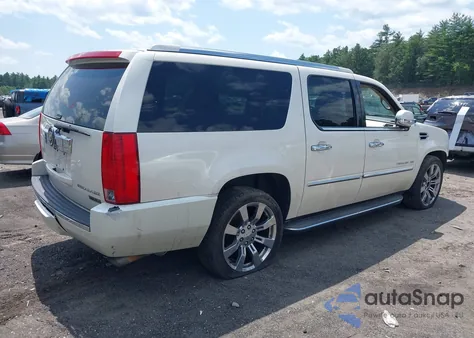 2013 Cadillac Escalade Esv Luxury из США, поврежденный, VIN 1GYS4HEF1DR228321